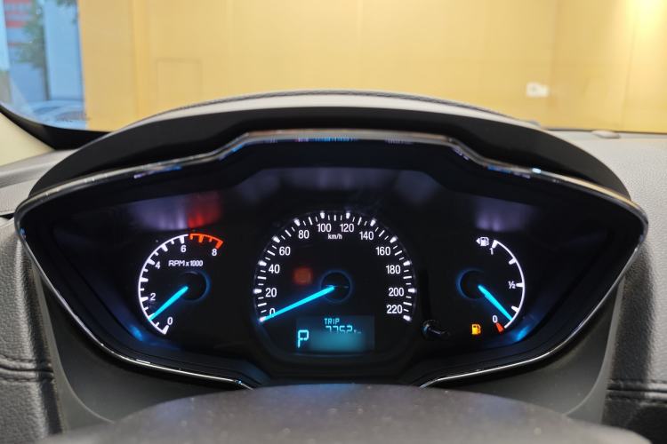 Used Ford Escort 2015 1.5L Automatic Fashion Model Instrument Cluster