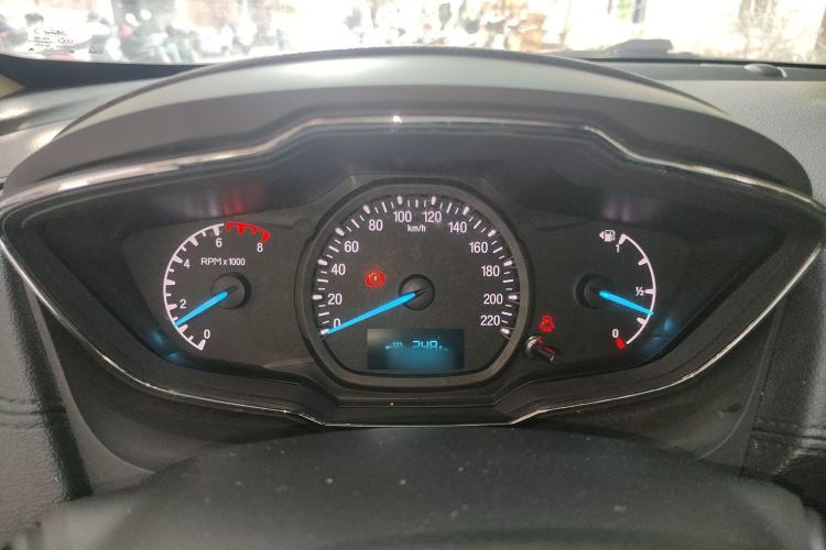Used Ford Escort 2015 1.5L Manual Fashion Edition Instrument Cluster