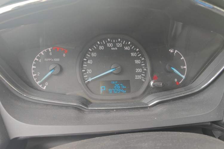 Used Ford Escort 2015 1.5L Automatic Fashion Model Instrument Cluster