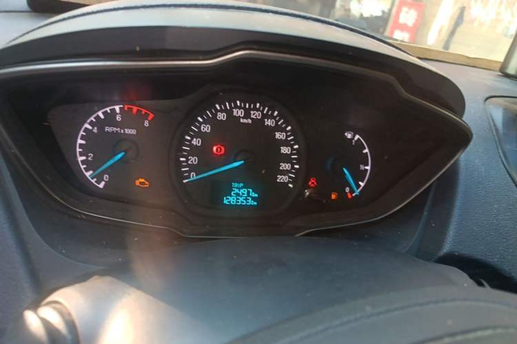 Used Ford Escort 2015 1.5L Manual Comfort Model Instrument Cluster