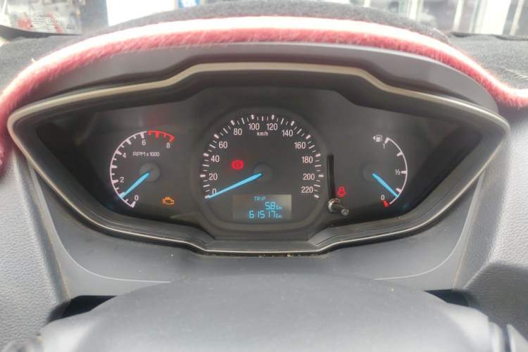 Used Ford Escort 2015 1.5L Manual Comfort Model Instrument Cluster
