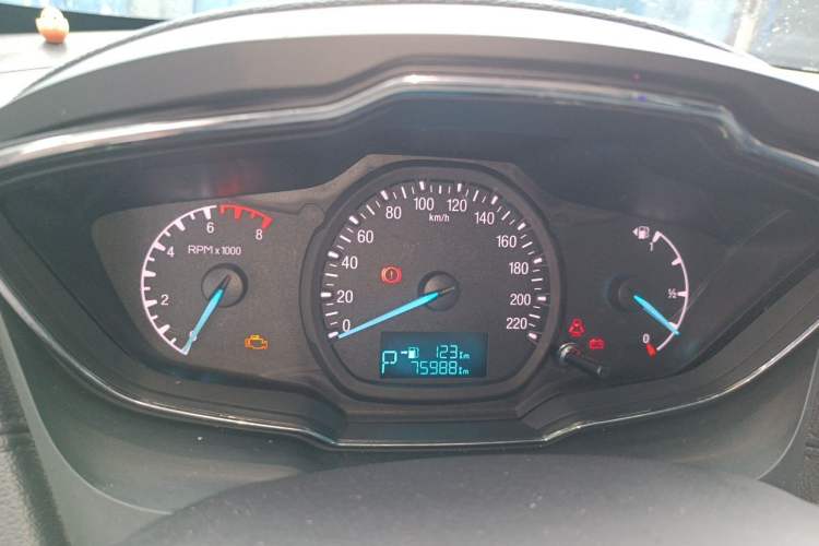 Used Ford Escort 2015 1.5L Automatic Fashion Model Instrument Cluster