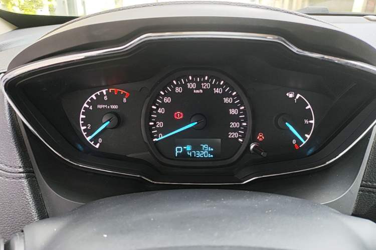 Used Ford Escort 2015 1.5L Automatic Fashion Model Instrument Cluster