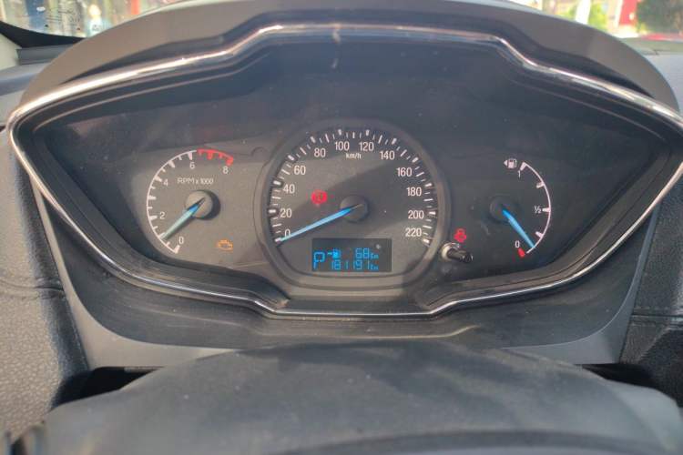 Used Ford Escort 2015 1.5L Automatic Fashion Model Instrument Cluster