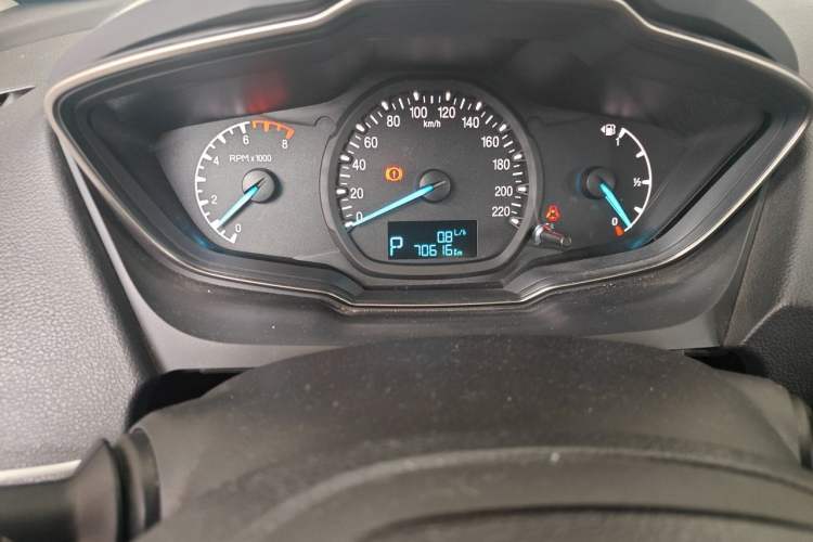 Used Ford Escort 2015 1.5L Automatic Comfort Edition Instrument Cluster