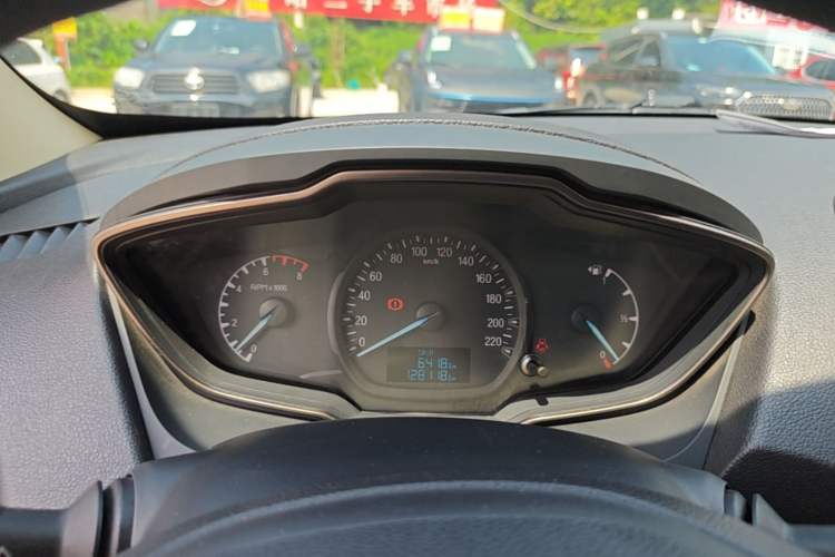 Used Ford Escort 2015 1.5L Manual Comfort Model Instrument Cluster