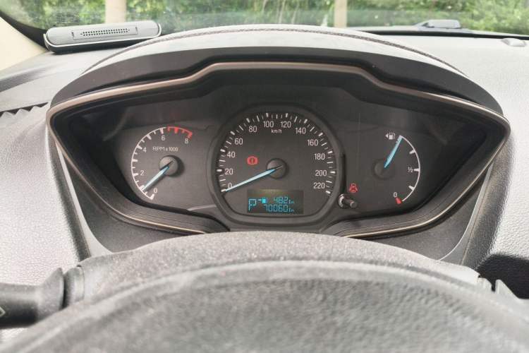 Used Ford Escort 2015 1.5L Automatic Comfort Edition Instrument Cluster