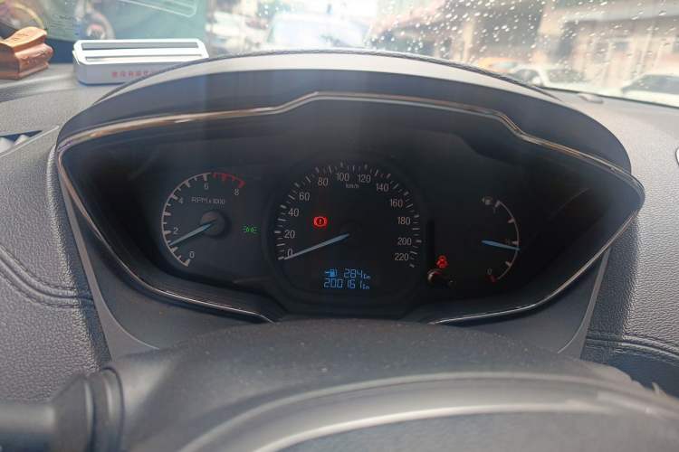 Used Ford Escort 2015 1.5L Manual Fashion Edition Instrument Cluster