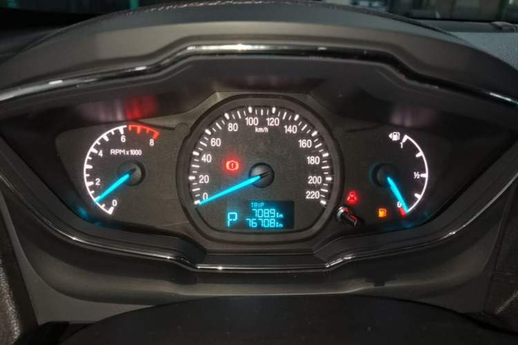 Used Ford Escort 2015 1.5L Automatic Fashion Model Instrument Cluster