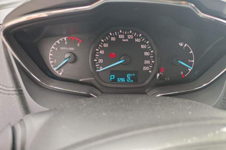 Used Ford Escort 2015 1.5L Automatic Fashion Model Instrument Cluster