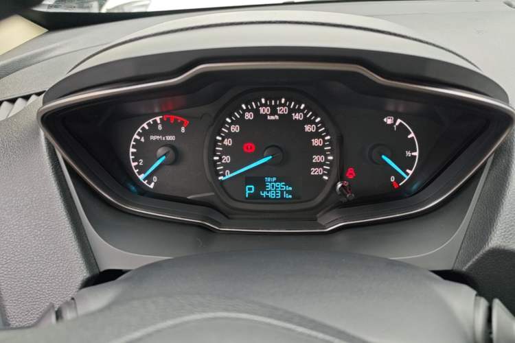 Used Ford Escort 2015 1.5L Automatic Comfort Edition Instrument Cluster