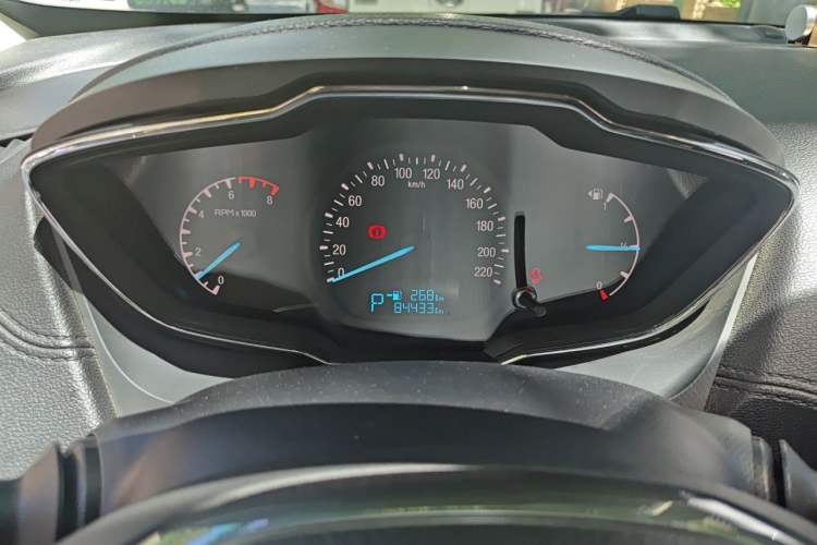 Used Ford Escort 2015 1.5L Automatic Fashion Model Instrument Cluster