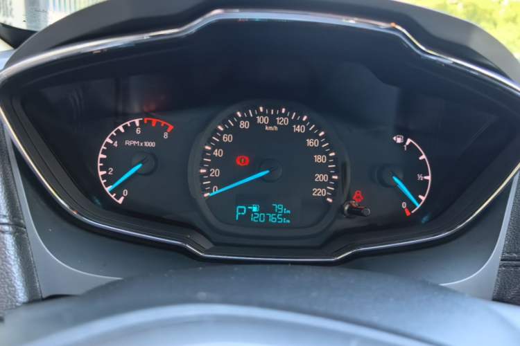 Used Ford Escort 2015 1.5L Automatic Fashion Model Instrument Cluster