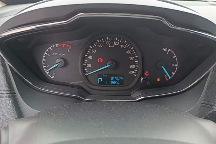 Used Ford Escort 2015 1.5L Automatic Fashion Model Instrument Cluster
