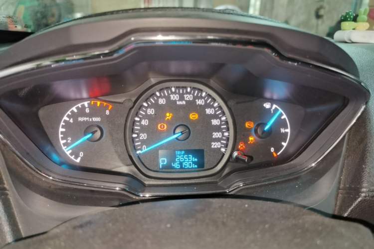 Used Ford Escort 2015 1.5L Automatic Fashion Model Instrument Cluster