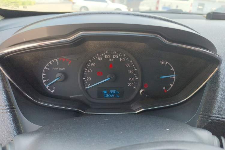 Used Ford Escort 2015 1.5L Manual Fashion Edition Instrument Cluster