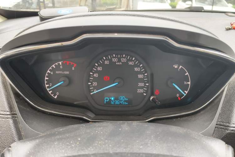 Used Ford Escort 2015 1.5L Automatic Fashion Model Instrument Cluster