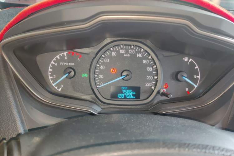 Used Ford Escort 2015 1.5L Manual Comfort Model Instrument Cluster