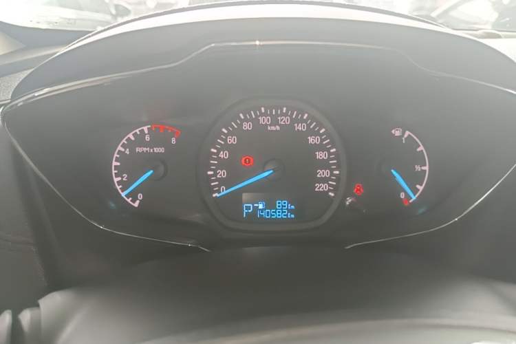 Used Ford Escort 2015 1.5L Automatic Fashion Model Instrument Cluster