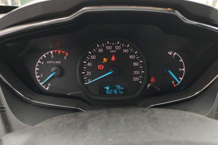 Used Ford Escort 2015 1.5L Manual Fashion Edition Instrument Cluster