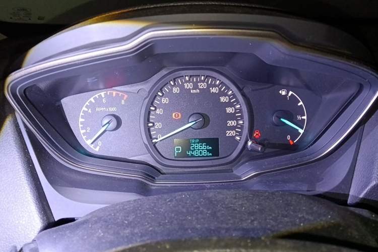 Used Ford Escort 2015 1.5L Automatic Fashion Model Instrument Cluster