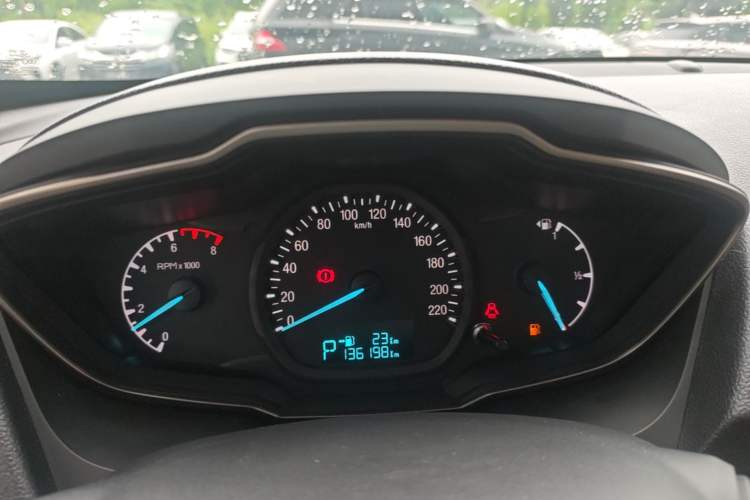 Used Ford Escort 2015 1.5L Automatic Comfort Edition Instrument Cluster