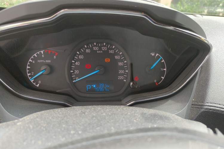 Used Ford Escort 2015 1.5L Automatic Fashion Model Instrument Cluster
