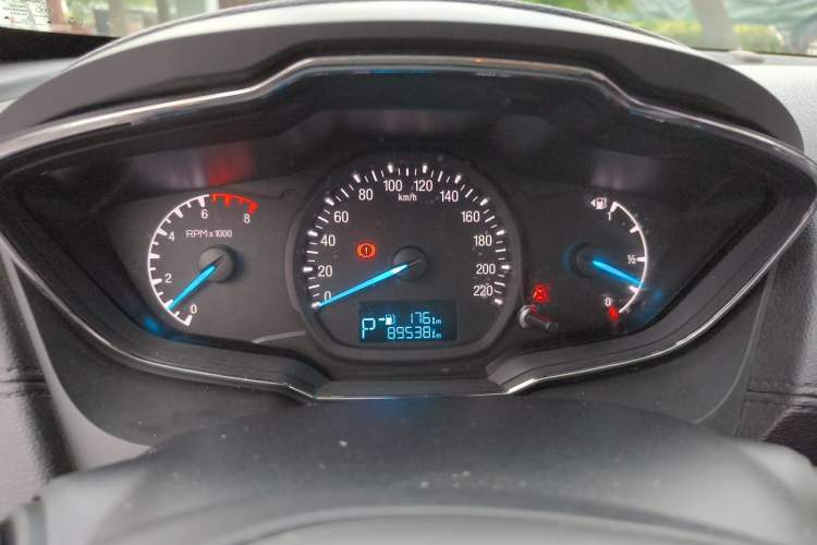 Used Ford Escort 2015 1.5L Automatic Fashion Model Instrument Cluster