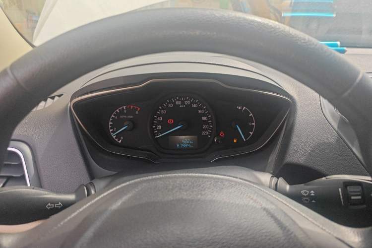 Used Ford Escort 2015 1.5L Manual Comfort Model Instrument Cluster
