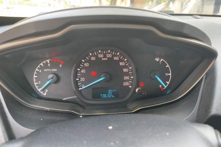 Used Ford Escort 2015 1.5L Manual Comfort Model Instrument Cluster