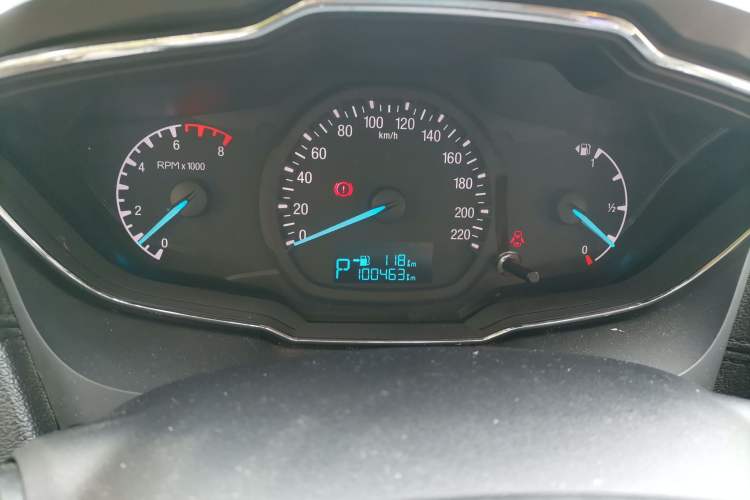 Used Ford Escort 2015 1.5L Automatic Fashion Model Instrument Cluster