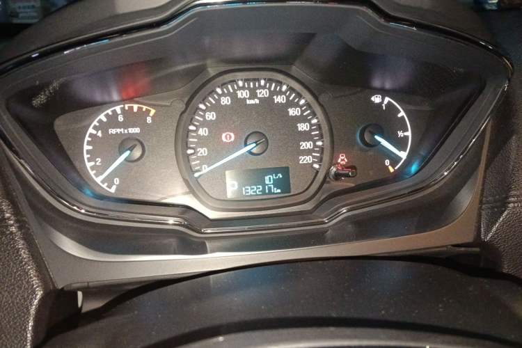 Used Ford Escort 2015 1.5L Automatic Fashion Model Instrument Cluster