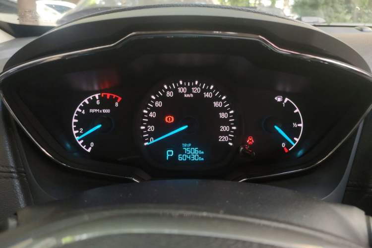 Used Ford Escort 2015 1.5L Automatic Fashion Model Instrument Cluster