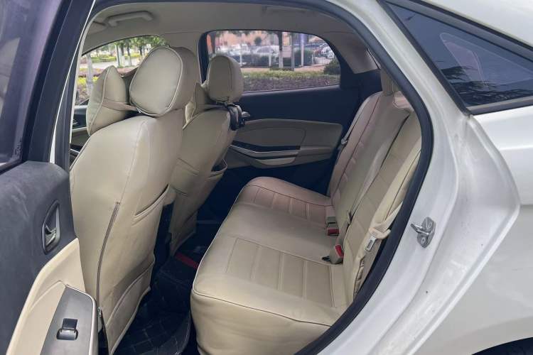 Used Ford Escort 2015 1.5L Automatic Comfort Edition Interior 1