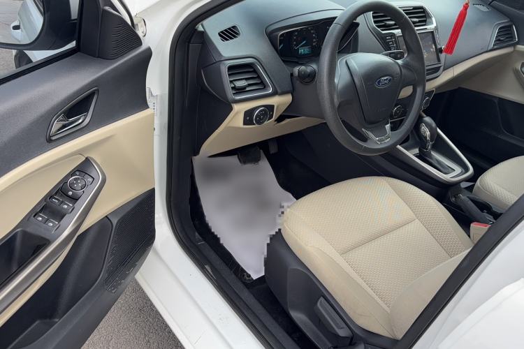 Used Ford Escort 2015 1.5L Automatic Comfort Edition Interior 1