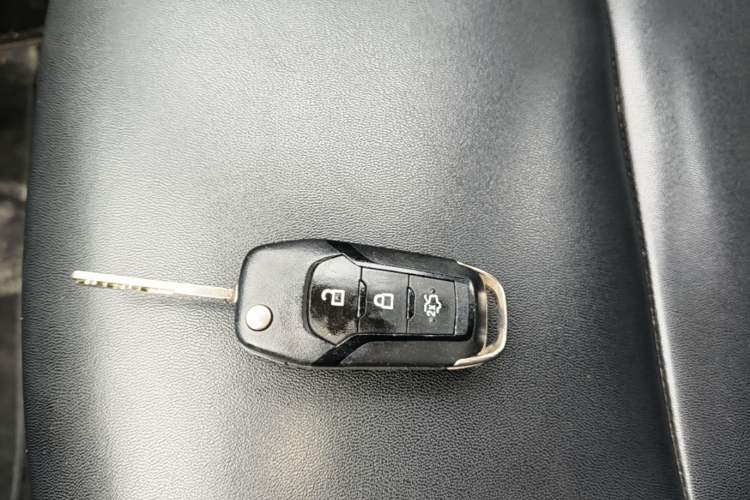 Used Ford Escort 2015 1.5L Manual Comfort Model Interior 1