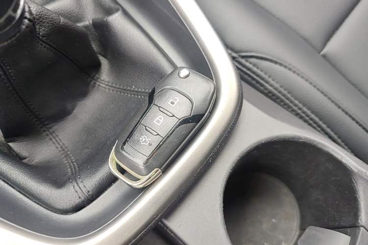 Used Ford Escort 2015 1.5L Manual Comfort Model Interior 1
