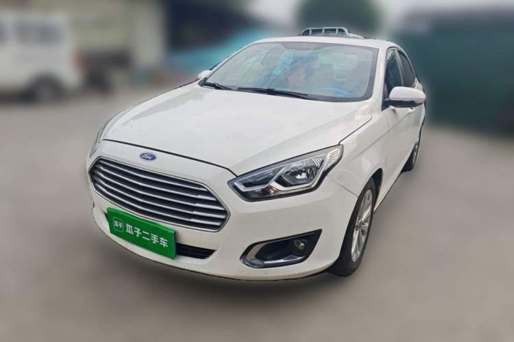 Used Ford Escort 2015 1.5L Automatic Fashion Model Interior 1