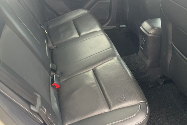 Used Ford Escort 2015 1.5L Automatic Fashion Model Interior 2