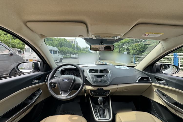 Used Ford Escort 2015 1.5L Automatic Comfort Edition Interior 2