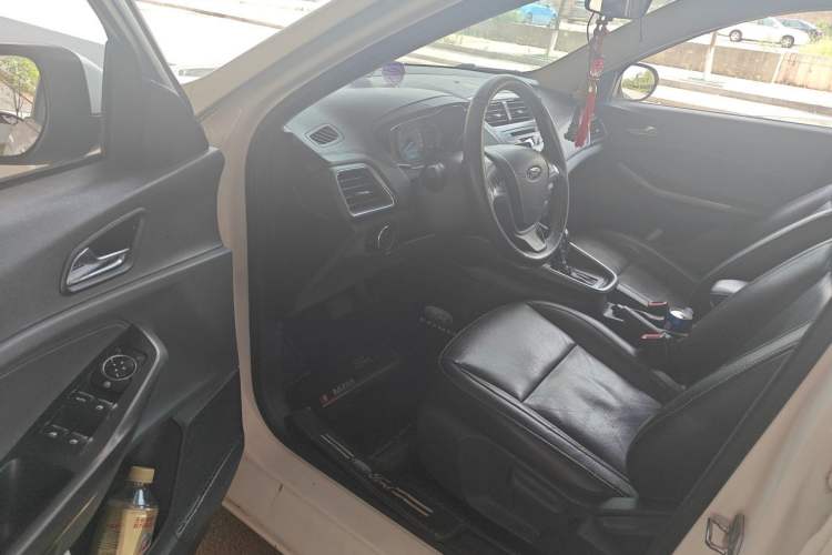 Used Ford Escort 2015 1.5L Automatic Fashion Model Interior 3
