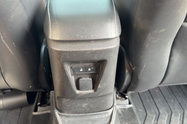 Used Ford Escort 2015 1.5L Automatic Fashion Model Interior 3