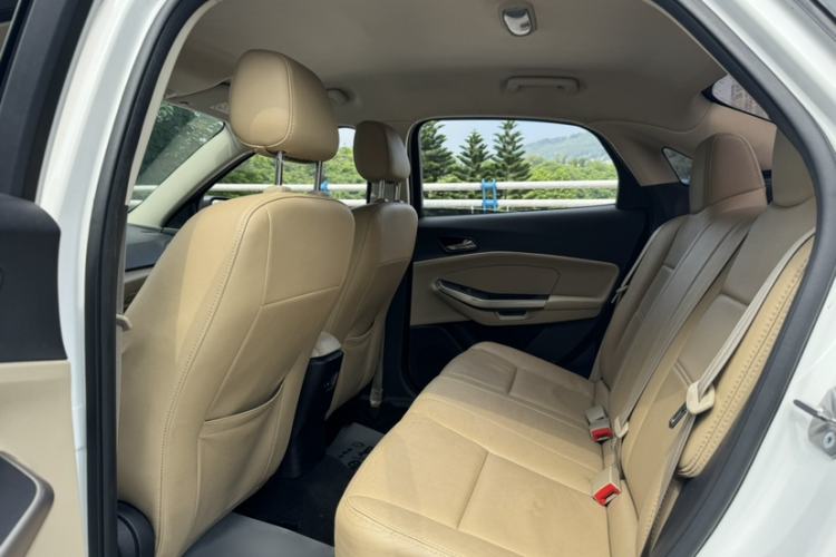 Used Ford Escort 2015 1.5L Automatic Comfort Edition Interior 3