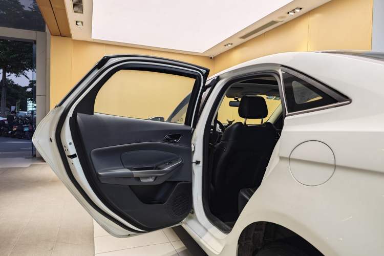 Used Ford Escort 2015 1.5L Automatic Fashion Model Interior 3