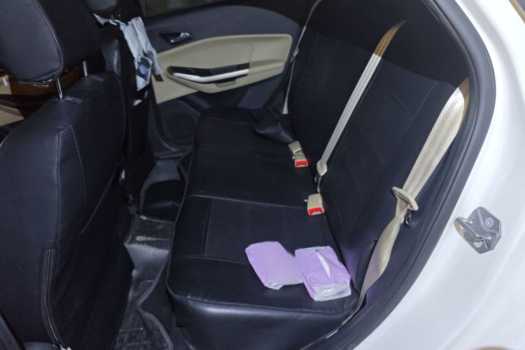 Used Ford Escort 2015 1.5L Manual Comfort Model Interior 3