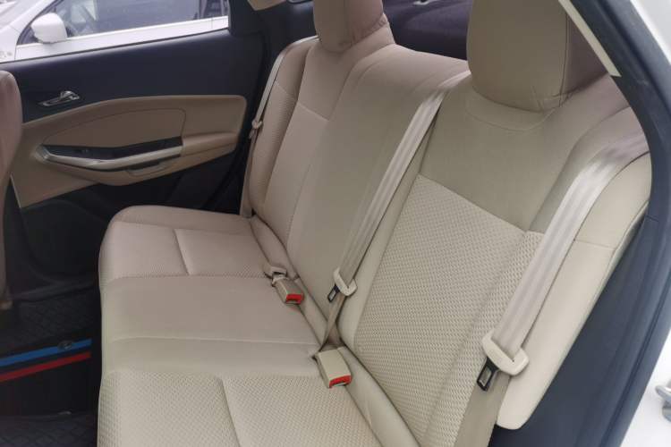 Used Ford Escort 2015 1.5L Manual Comfort Model Interior 4