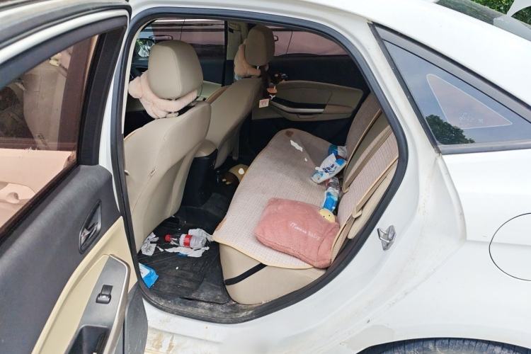 Used Ford Escort 2015 1.5L Automatic Comfort Edition Interior 4