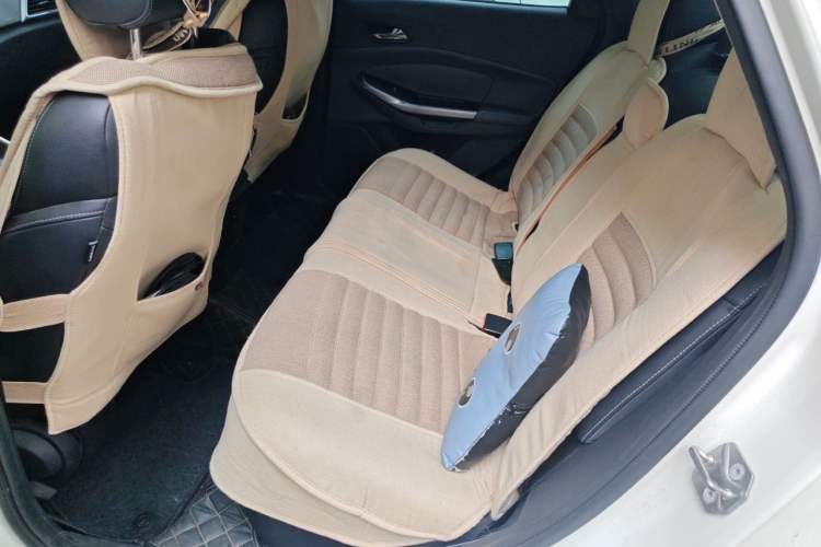 Used Ford Escort 2015 1.5L Automatic Fashion Model Interior 4