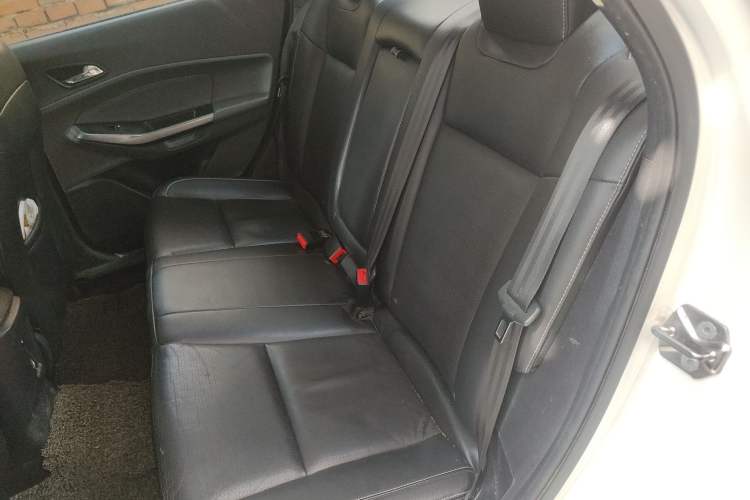 Used Ford Escort 2015 1.5L Manual Fashion Edition Interior 4
