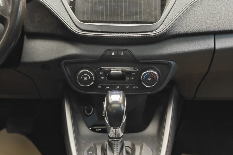 Used Ford Escort 2015 1.5L Automatic Fashion Model Interior 6